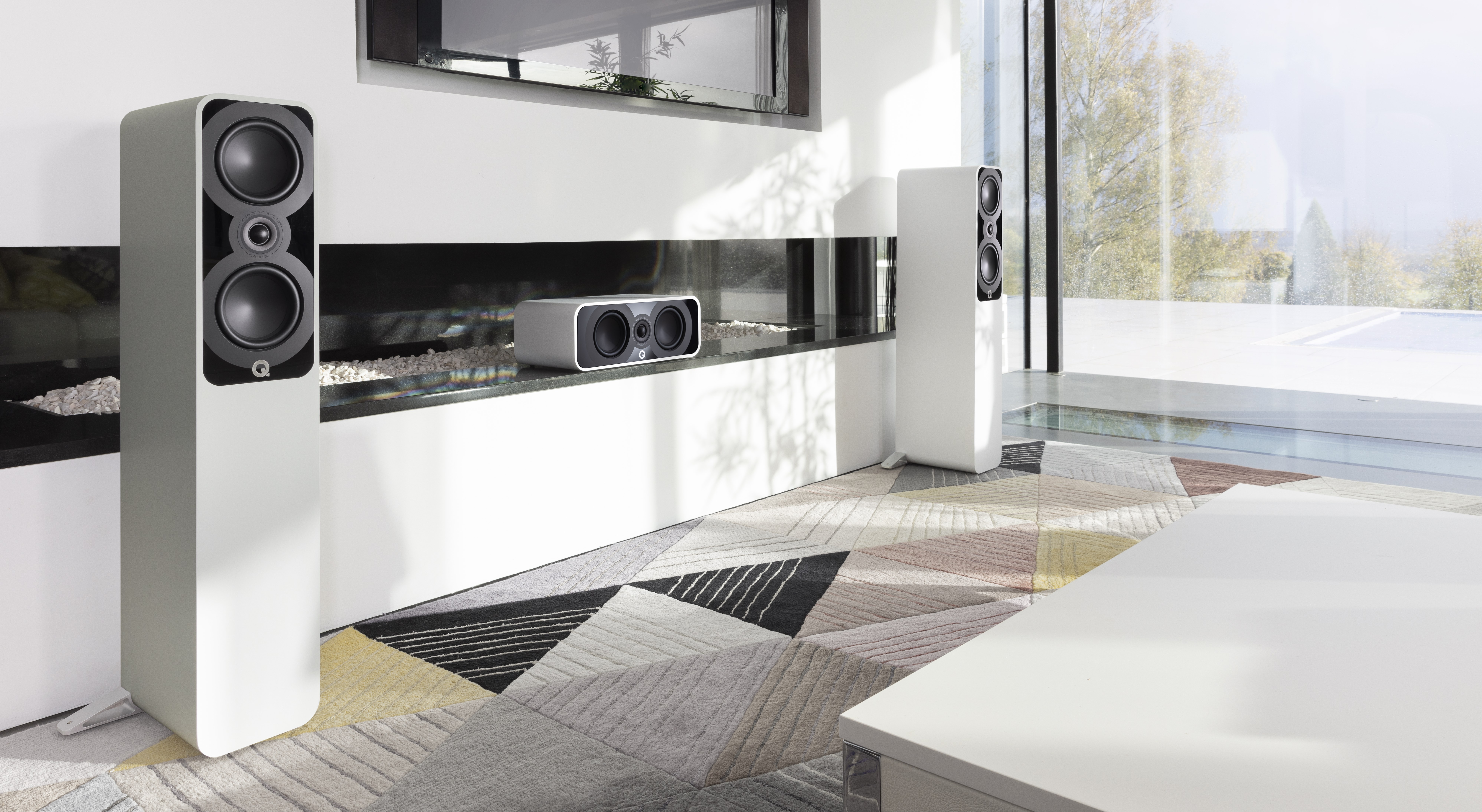 Ahead of the curve 5040 Qacoustics white